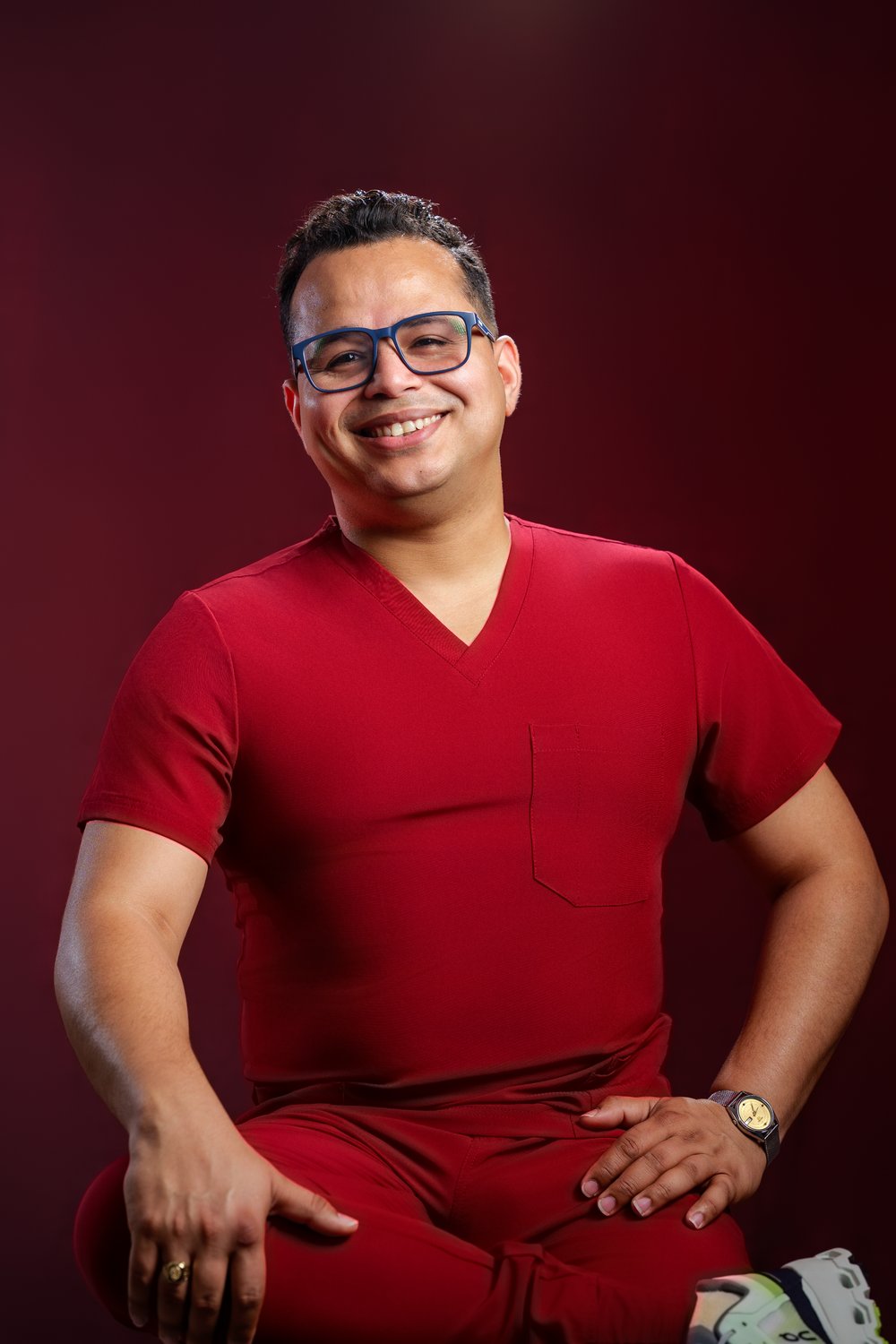 Dr. Nelson Rosario Almonte, traje formal